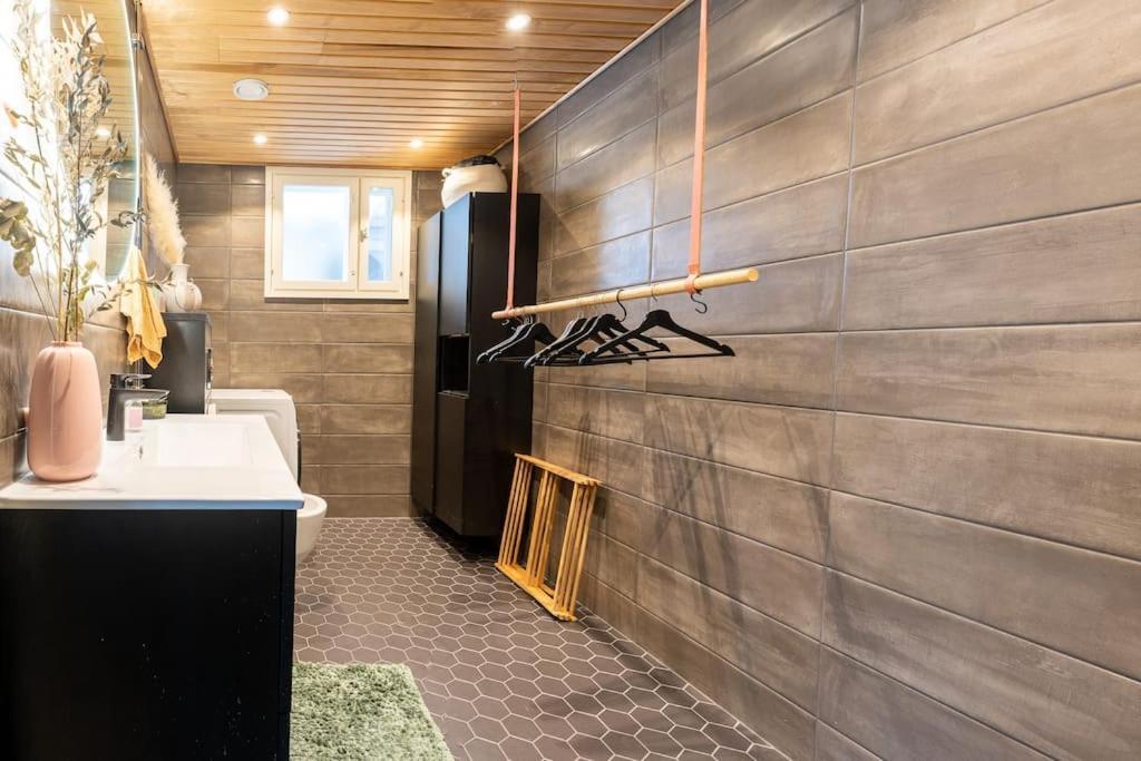 Apartment Idyllinen 76m Paeaetyasunto *